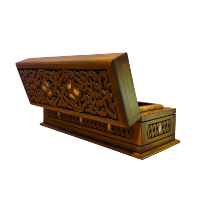 Handcrafted Luxury Carved Box – Mother of Pearl & Velvet Elegance