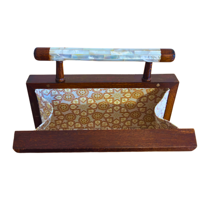 Zenobia – Luxuriöse Damast-Mosaik Clutch mit Perlmutt Intarsie & Brokat Innenfutter