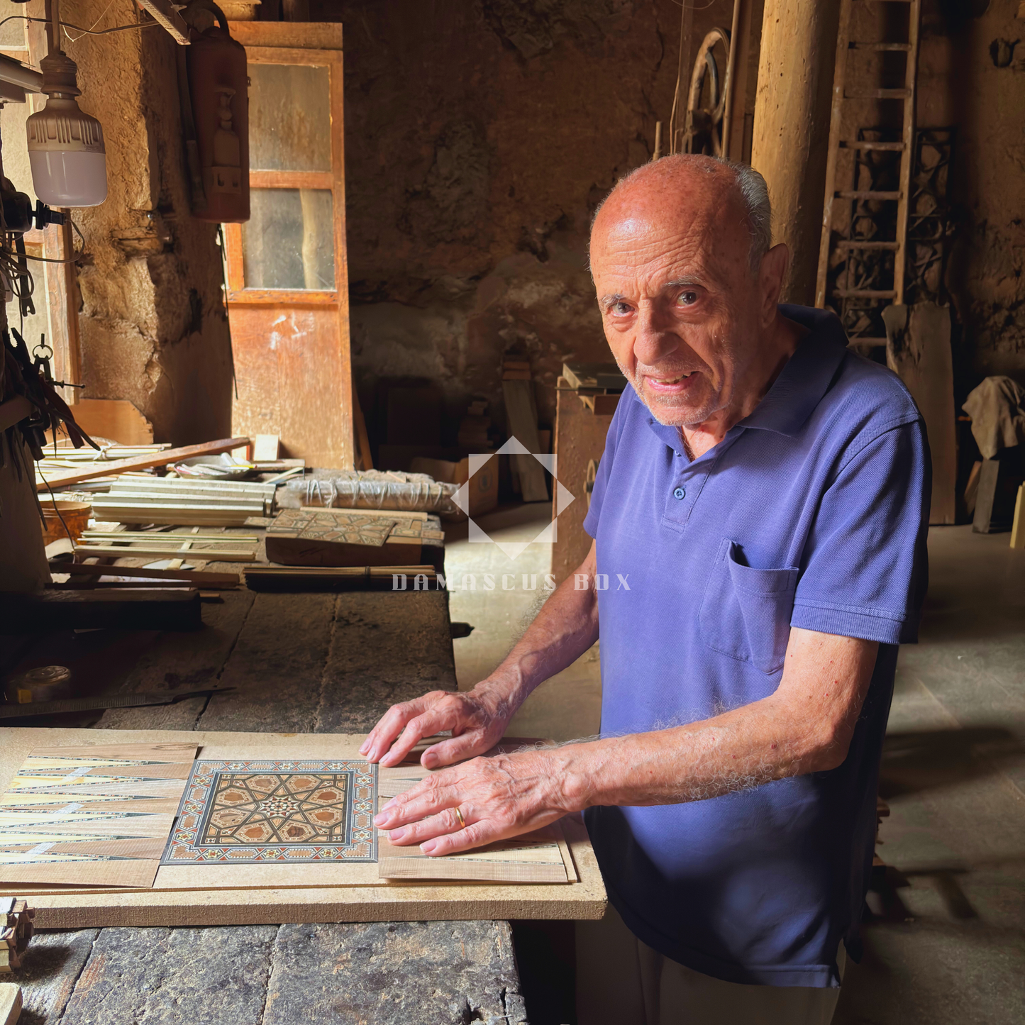 Damascene Mozaïekdoos van Meester Gaby Al Dayeh – Parelmoer & Fluweel